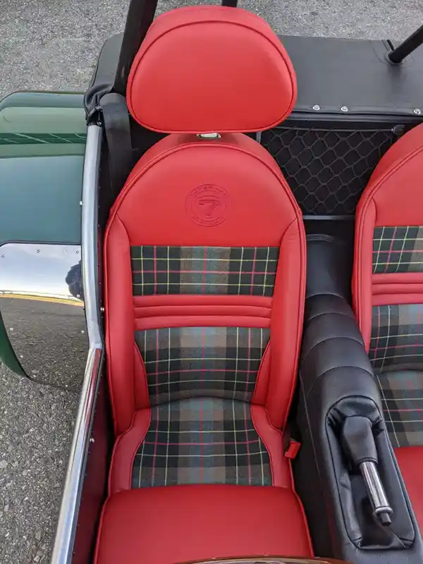 SUPER SEVEN 600 CLASSIC EDITION